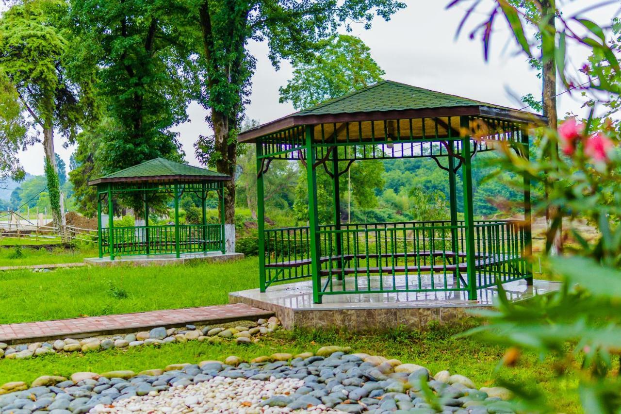 Апартаменты Гостевой Дом Агудзера Gulrip'shi Bagian luar foto